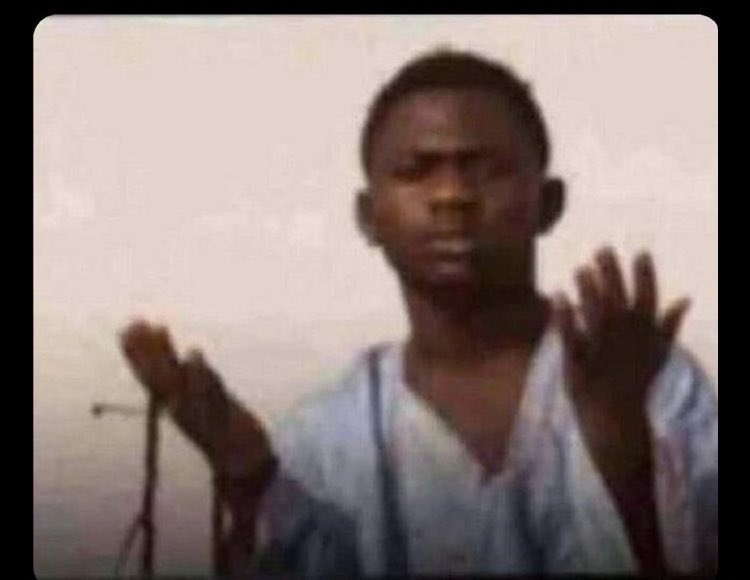 Abdulilu1's tweet photo. Allah Ka Hadamu da Masu Son Mu ko da Mayu Ne  🤣💔 https://t.co/wlbT6rvoJj