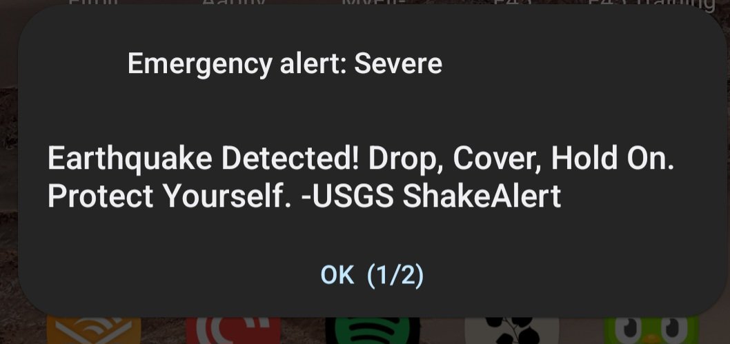It's quite a day in Los Angeles. We delayed our drive north to avoid the worst of #HurricaneHilary to recieve our first earthquake alert