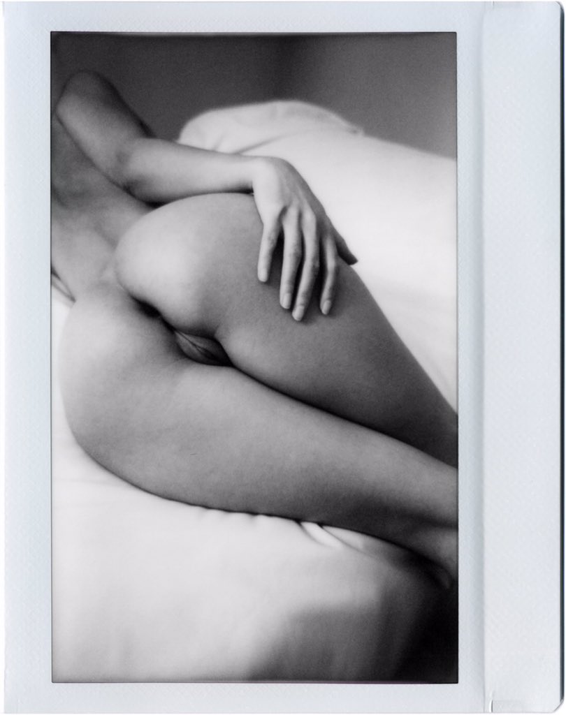 AliZamaniK's tweet photo. Erotic photography makes reference to the connection of a person to their body – their body as a clue to who they are, their individuality signaled through what and how they desire.

Fuji Instax Wide Monochrome 🎞
Lomo’ Instant Wide 📷 https://t.co/EfT21OaRkr