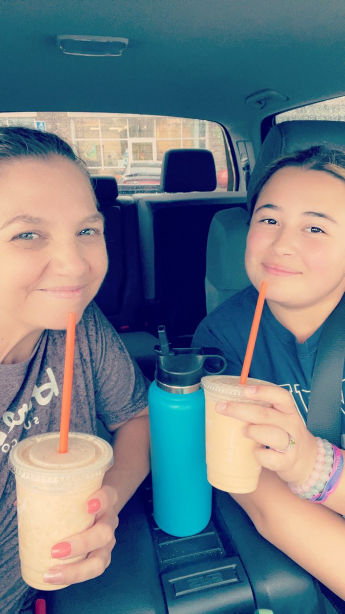 castaneda_sc's tweet photo. @mulancess This was our 2nd Pumpkin Smash 😋 https://t.co/PEBxmyxZsj