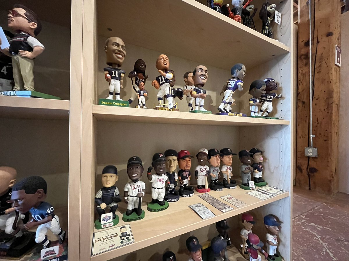 HRDunt's tweet photo. In the middle of a museum in Milwaukee, Wisconsin — among more than 10,000 bobbleheads of athletes, public figures, and pop culture references — lies Jack the Jackrabbit proclaiming SDSU’s FCS dominance. #GoJacks #GoBigGoBlue https://t.co/H2GxqJLxKw