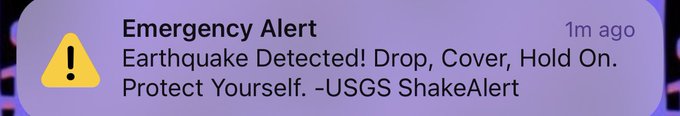 Filming a twerk vid for OF and I got this notification, how&rsquo;d they know? https://t.co/bkYBQNd9sW