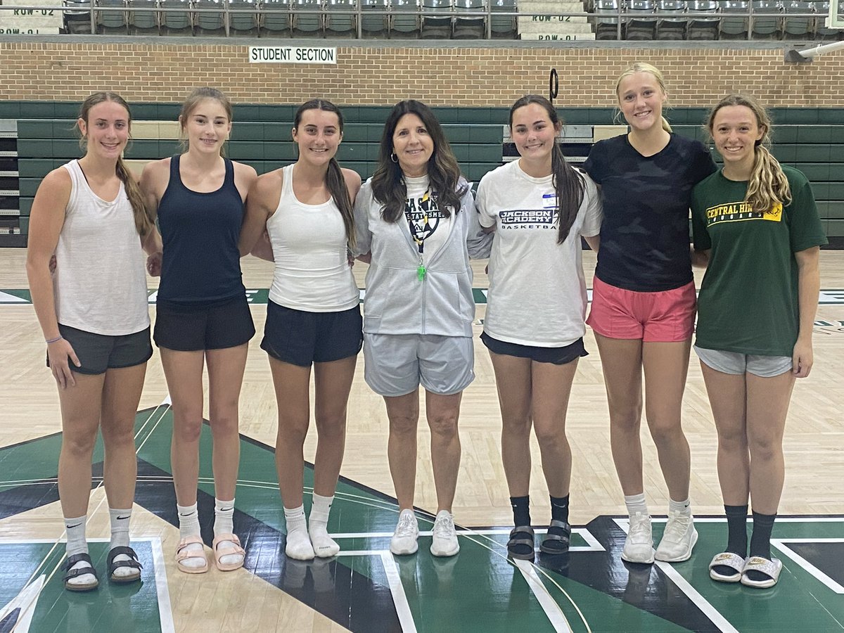 Thanks to <a href="/DeltaStateWBB/">Lady Statesmen Basketball</a> for inviting our girls to their Elite Camp! Lots of talent in that photo!