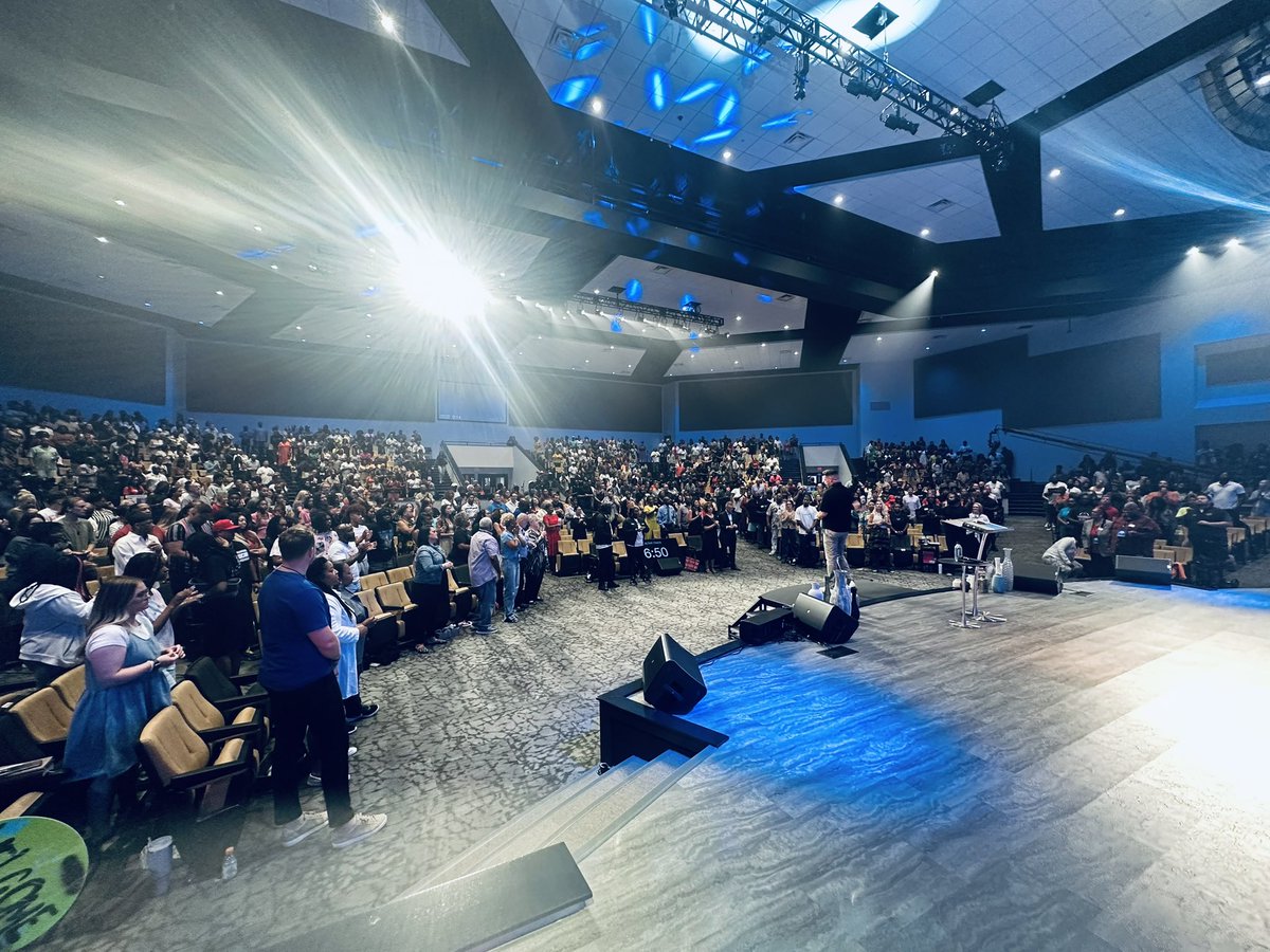 EricPetree's tweet photo. What a day! Citygate, you showed what it means to hunger for God's presence today and not settle!! Thank you for being a community that takes the limits off of God! Let's keep pushing boundaries and experiencing the incredible things that happen when we pursue God wholeheartedly. https://t.co/TXiSfIBK0P
