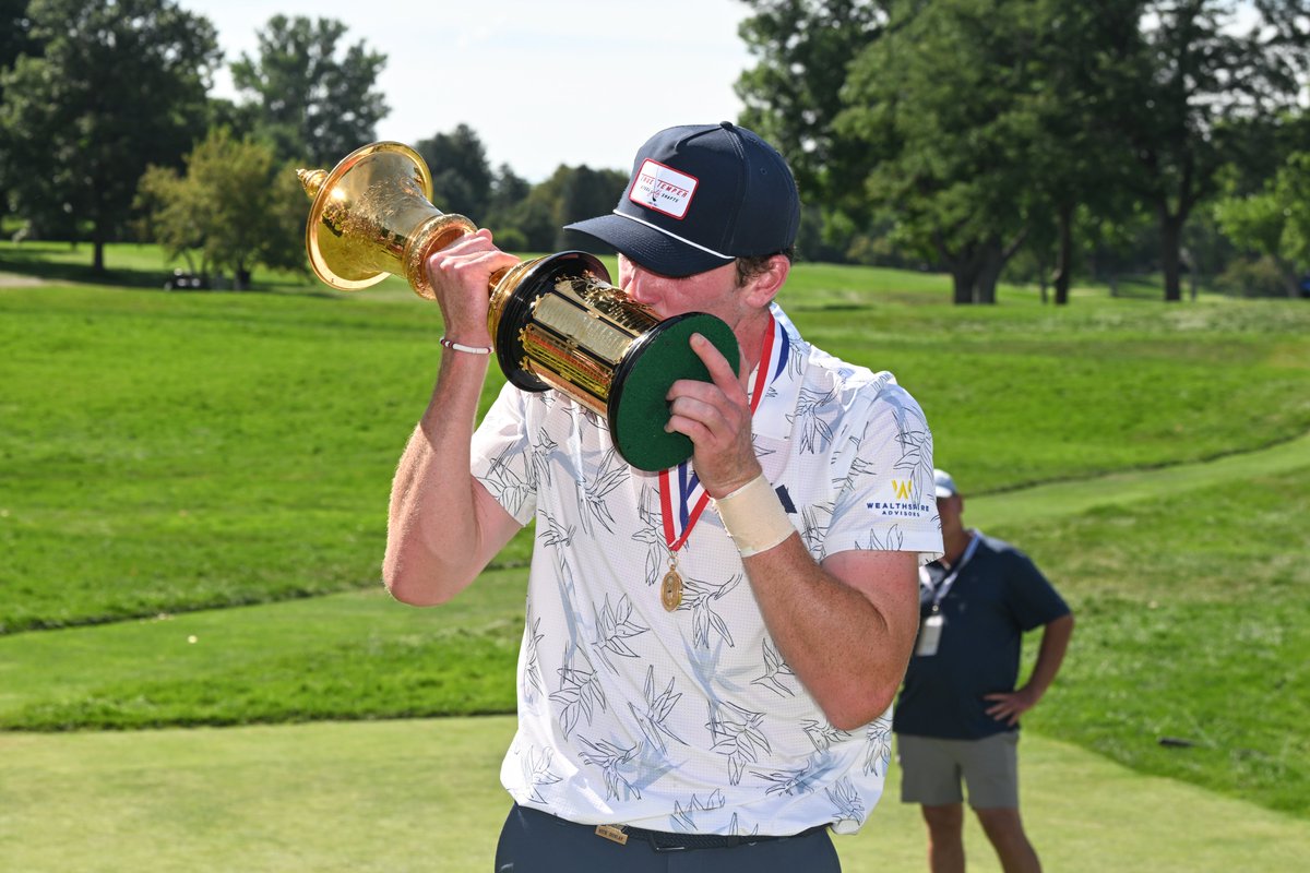 The 123rd U.S. Amateur Champion

Congrats, Nick

#RollTide