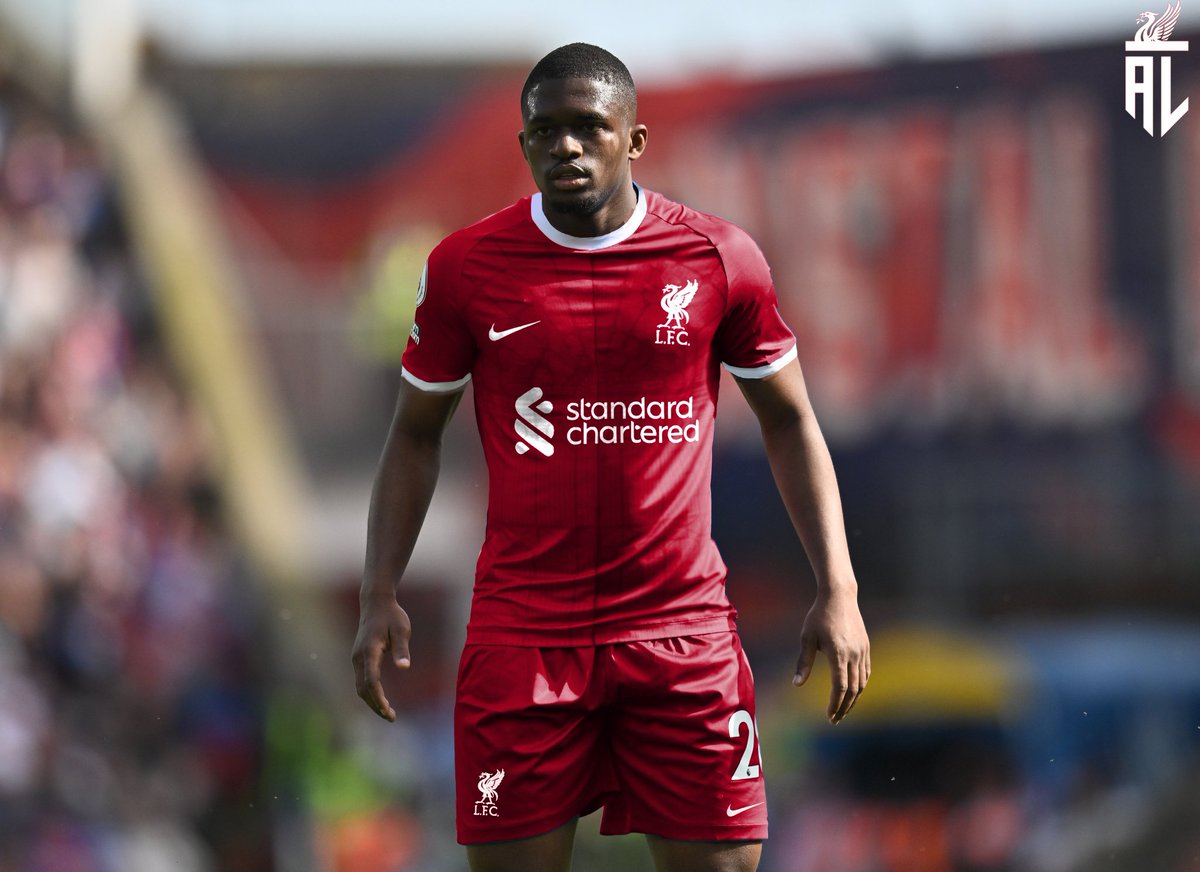 AnythingLFC_'s tweet image. If you could choose one signing to end the transfer window which one are you picking? 👇

❤️ Like for Ryan Gravenberch
♻️ Retweet for Cheick Doucoure