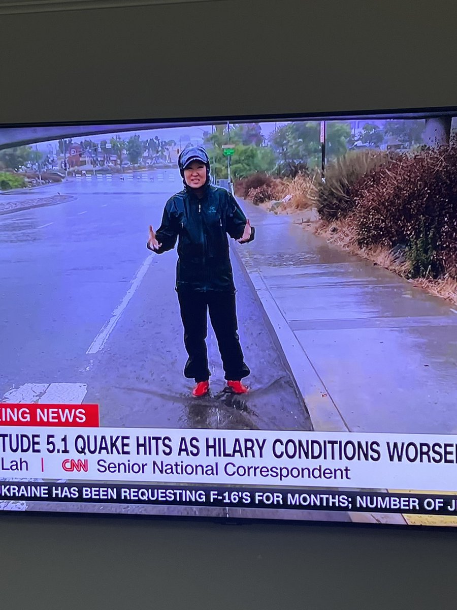 🤦🏼‍♂️Is it really necessary to be standing where your standing?