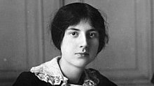 AktoufC's tweet photo. #Musique il y a #130ans naissait #LiliBoulanger #génieprécoce à la vie si courte 24ans #1èrefemme à recevoir le #grandprixdeRome de #compositionmusicale pour la #cantate #FaustetHélène avec une œuvre dense:des Psaumes 24,129 et 130 à #PieJesu en passant par #dunmatindeprintemps.. https://t.co/s7xUDXryq3