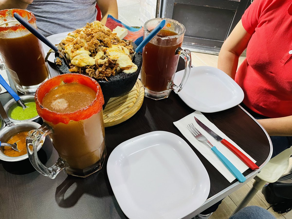 AngelMX2's tweet image. Buen Domingo… 👏🍺