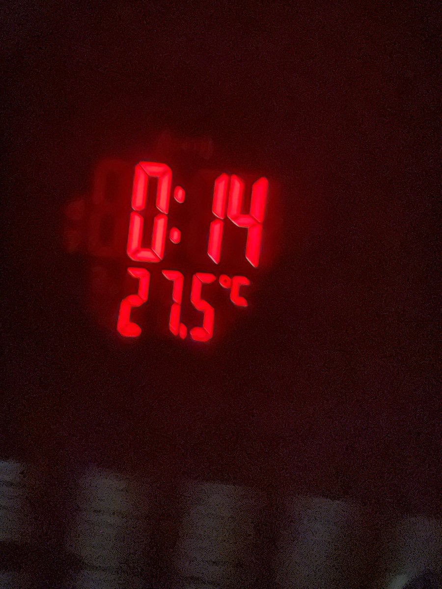 C_Kitten85's tweet photo. The temperature on my room right now… how am I supposed to get a good and normal sleep?!😔🥵 #crazyweather #toowarmtosleep https://t.co/KGAJANh7Y7