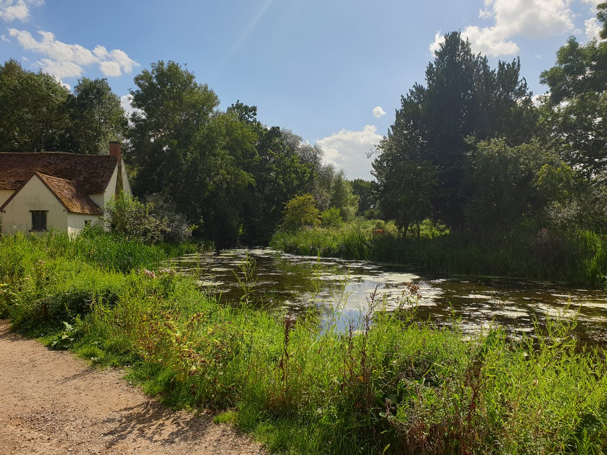 Joseph Spear (@josephspear) on Twitter photo How did I do?
Willy Lotts Cottage. Then and now.
Flatford, East Bergholt, Suffolk, England.
Summer 2023
#photography #exterior #landscape #rural #cottage #water #suffolksky #constablecountry #StourValley #TheHayWain #JohnConstable #Flatford #WillyLottsCottage <a href="/JohnConstableRA/">John Constable</a> How did I do?
Willy Lotts Cottage. Then and now.
Flatford, East Bergholt, Suffolk, England.
Summer 2023
#photography #exterior #landscape #rural #cottage #water #suffolksky #constablecountry #StourValley #TheHayWain #JohnConstable #Flatford #WillyLottsCottage <a href="/JohnConstableRA/">John Constable</a>