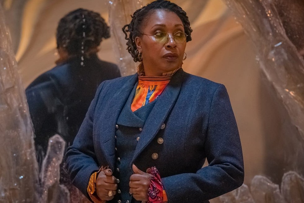 beeeeeeaan's tweet photo. If The Doctor can have David Tennant's face twice, then why not this Doctor?? (yes I think they might be two separate incarnations, directly pre-Hartnell and 2.5) https://t.co/KAHQIlvVkr