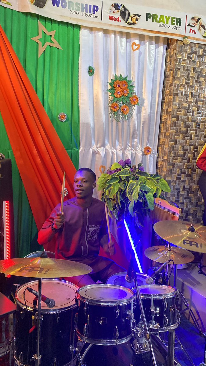 Saamu_Eleja's tweet photo. As far as this drumming thing is concerned, there’s no better way to say Dahveed is GOATed than to justtttt🙌🏾🙌🏾🙌🏾

The best drummer in Africa that I know; no one comes close!!!

#WS23 #Sunday #Music https://t.co/CFbMtg0uTI