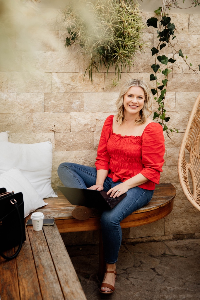 Bec Sands tweet media