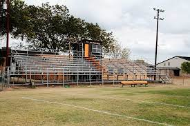 It doesn't matter which one you attend this week, its STILL Texas High School Football! Give me 🥶. @thsca @SETCA_Coaches @ghfcahouston @uiltexas @WeissFootball @PF_HighFootball @HendricksonFB @ConnallyFb