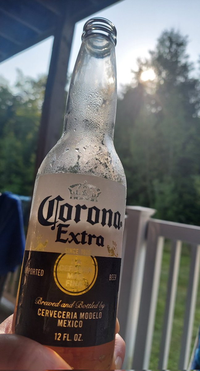 Michelle53811's tweet photo. No better way to wrap up vacation  @CoronaUSA #NewHampshire #summervibes2023 https://t.co/Chxiah1BX6