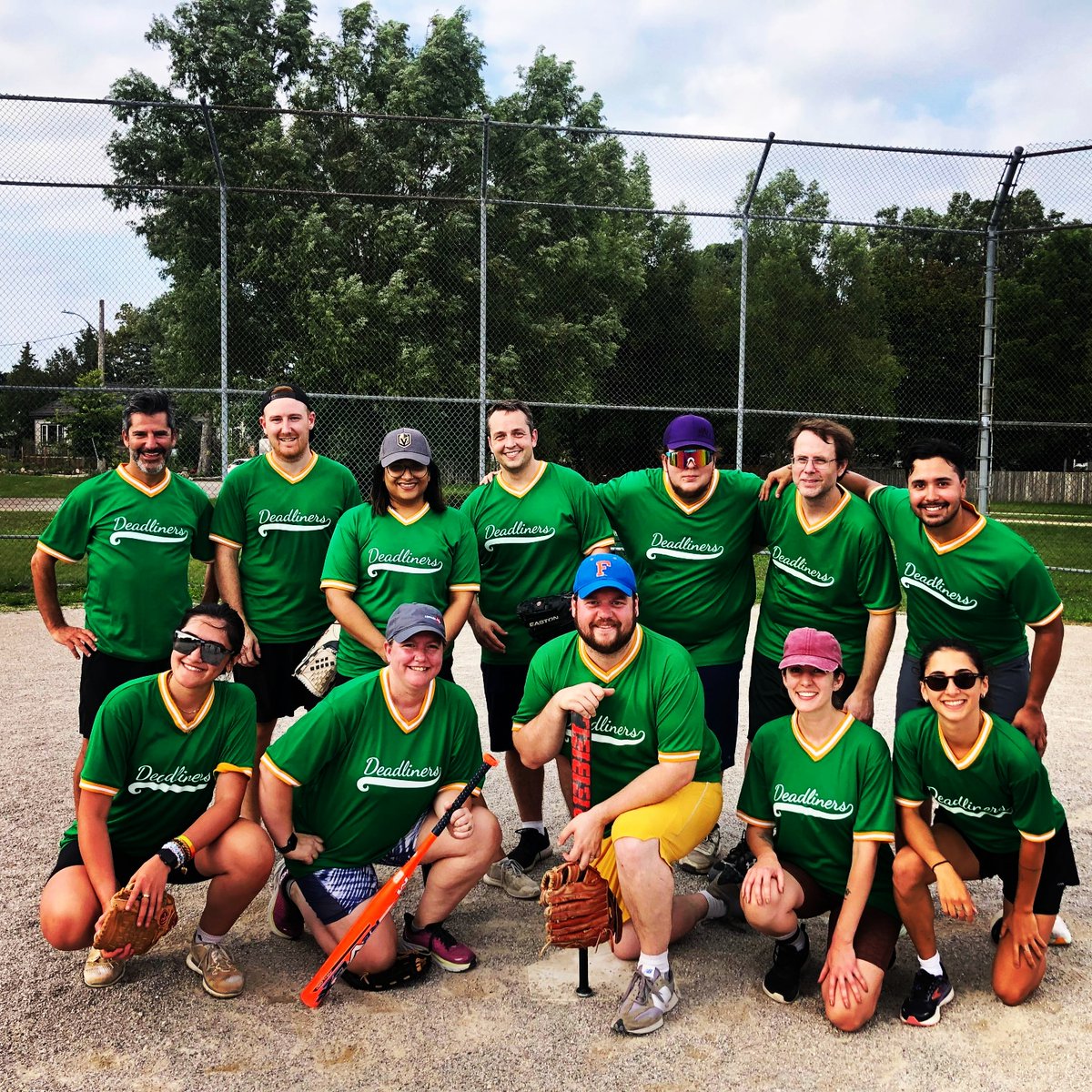 NeedlesOnNews's tweet photo. Deadliners Softball 2023. Ending the season with a win. https://t.co/aTwe9c3SEG