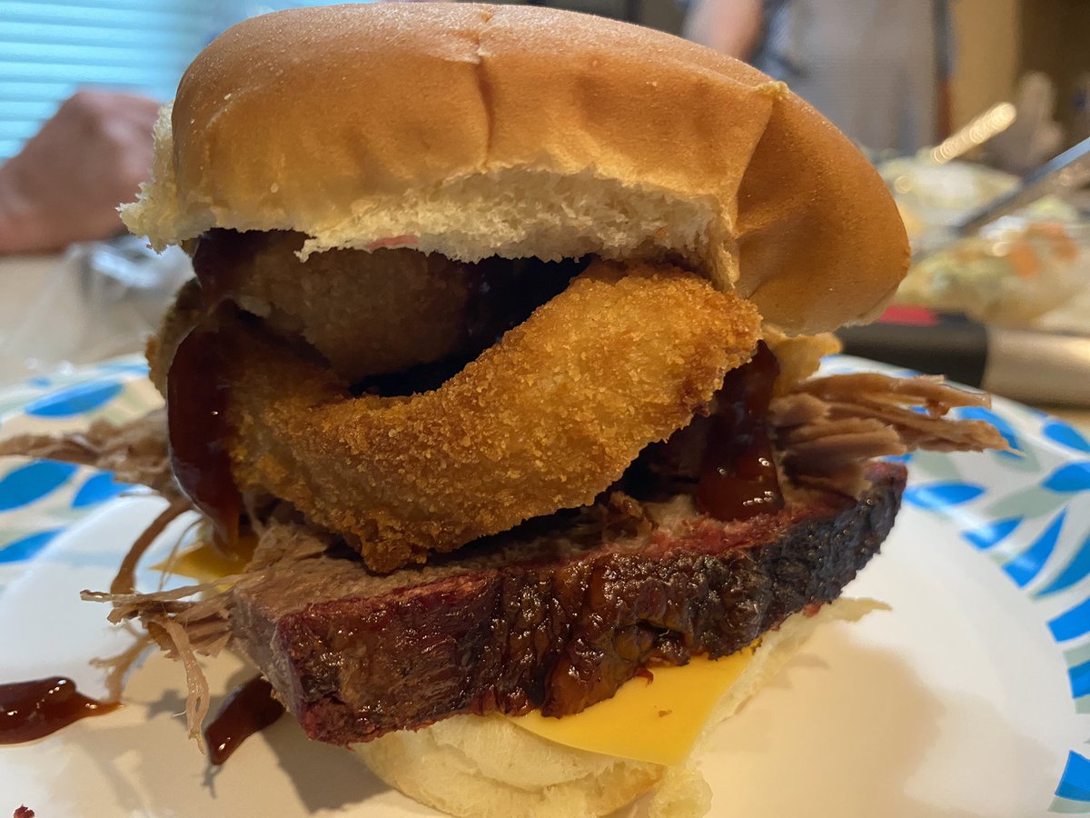 joshshiney's tweet image. How it started vs. how it’s going. #howitstartedvshowitsgoing #bbq