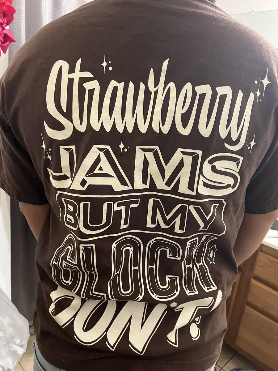 PRADASHIFTY's tweet image. Bad girls ain’t no good , and the good girls ain’t no fun . 🕺🏼🪵👨🏽‍🦯