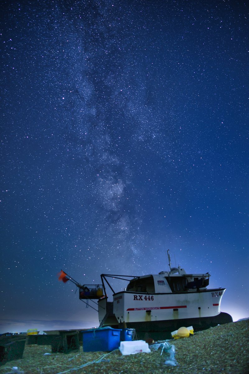susanpilcher1's tweet photo. The mighty Kingfisher, Dungeness #Astrophotography #dungeness https://t.co/RYqW6fTBHu