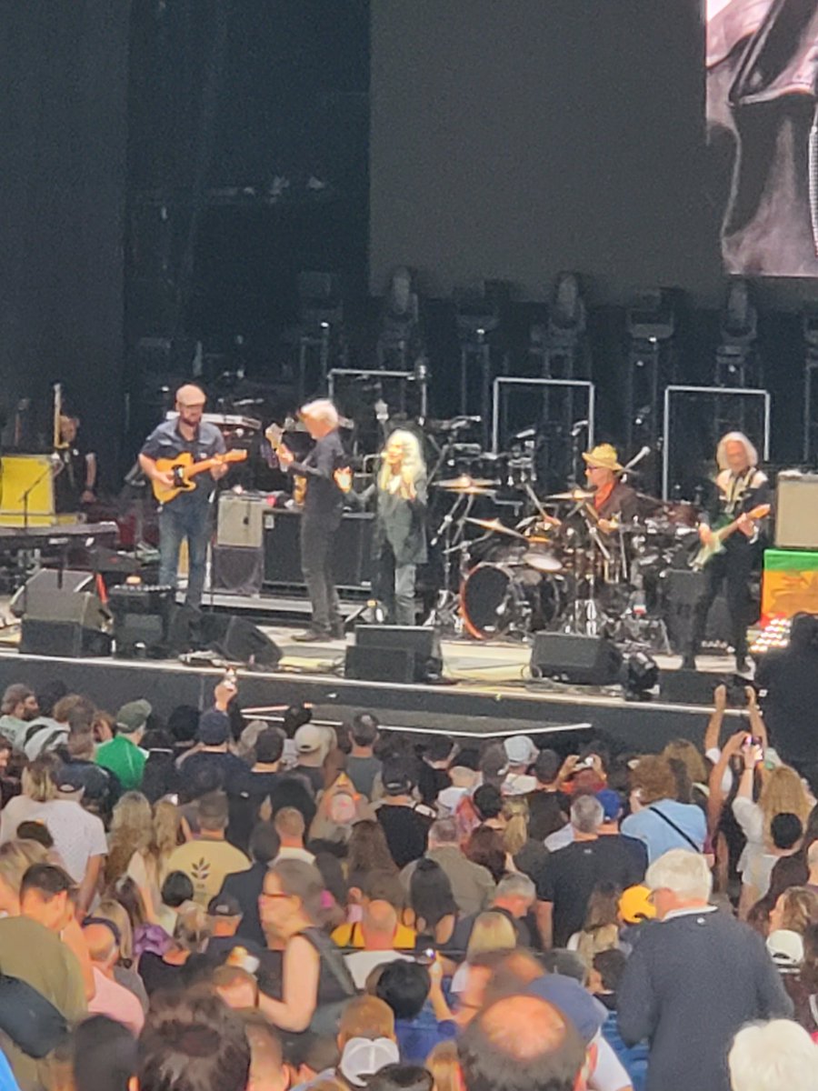 stevedegay's tweet photo. Patti Smith is a F***ing force of nature #pattismith #budweiserstage https://t.co/o8jzYDlYGa