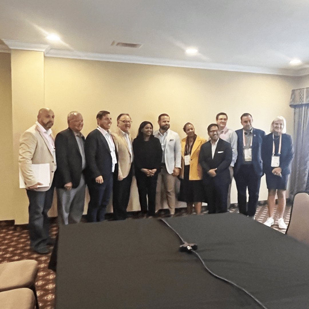 regionofpeel's tweet photo. @AMOPolicy Great to speak with @DavidPiccini at @AMOPolicy conference about working together to find solutions to our climate crisis.

 Also, to ensure Peel’s waste management system can handle the high growth expected in our community. #AMO2023

Learn more: https://t.co/e3QyNiAwhw https://t.co/ly6pSGOfCG
