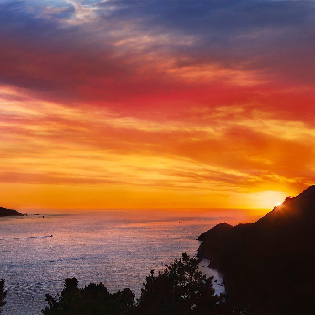 IanElyGallery's tweet photo. Ians newest release called CHRYSOPYLAE beautiful capture of the famous #goldengatebridge and #sanfrancisco now available in the gallery or @ https://t.co/bZn4L8IM9J 
#ianely #ianelygallery #ely #chrysopylae #landscapephotography #ocean #sunset #fineart #gallery #naturephotography https://t.co/7WwmHdt50g