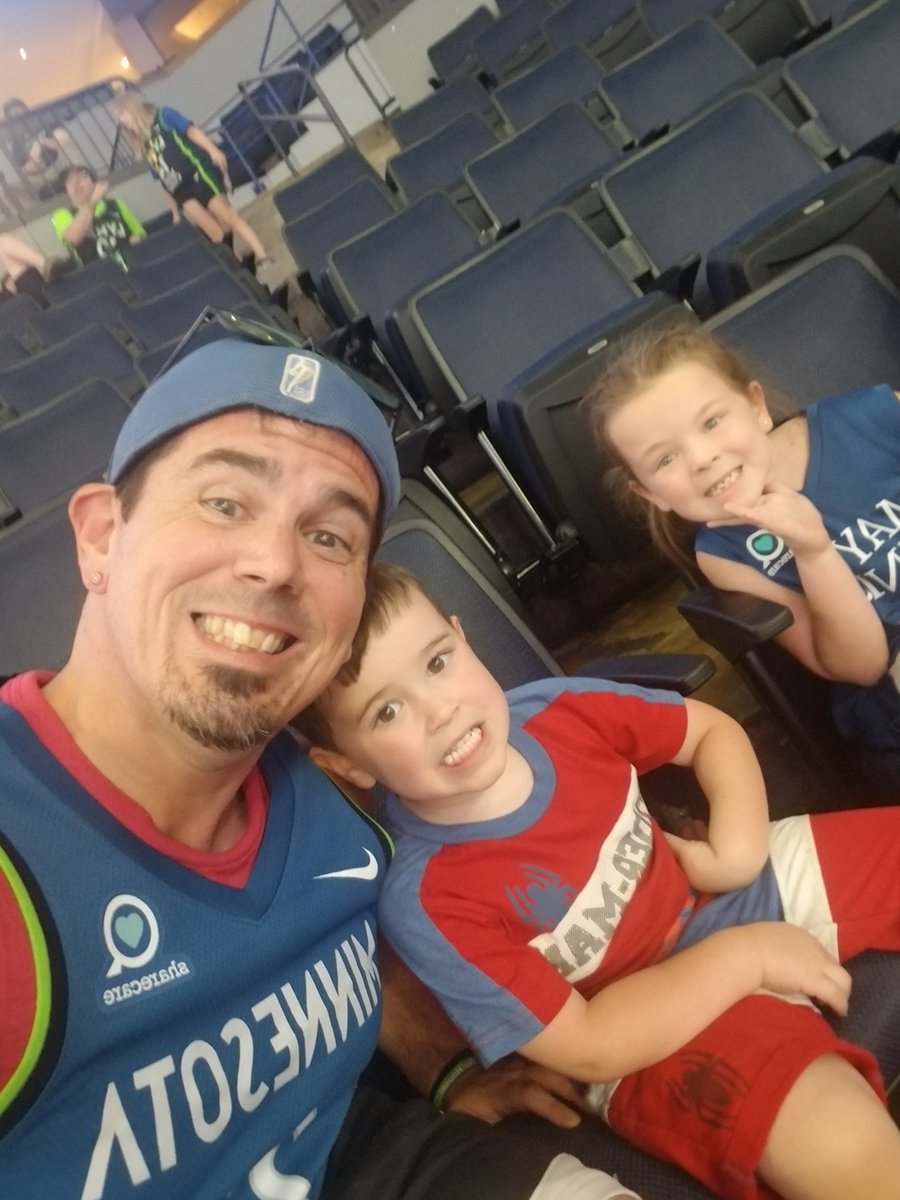 WebsterLFord's tweet photo. #loslynx
#lynxpix https://t.co/t3ULJjjLKx