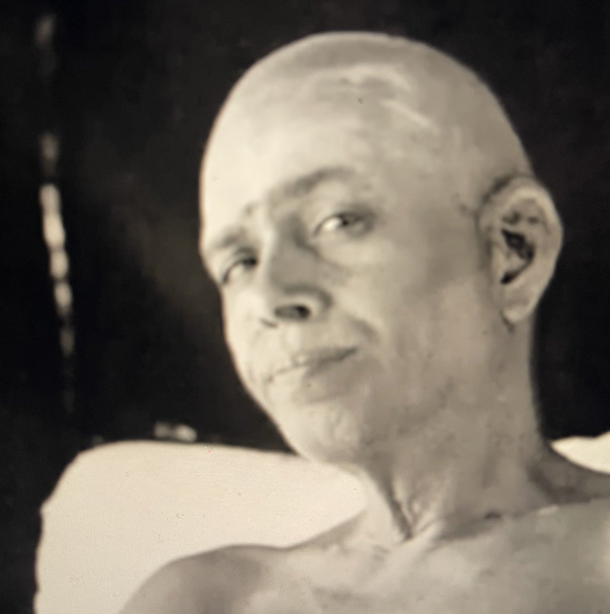 padamalai's tweet photo. Turn within. Turn all your enquiries towards the search for Self. https://t.co/242jCSeNDQ