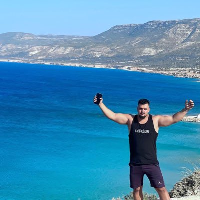 Millad_Bl's tweet photo. #صورة_جديدة_للملف_الشخصي https://t.co/jy9UwfK5Yc