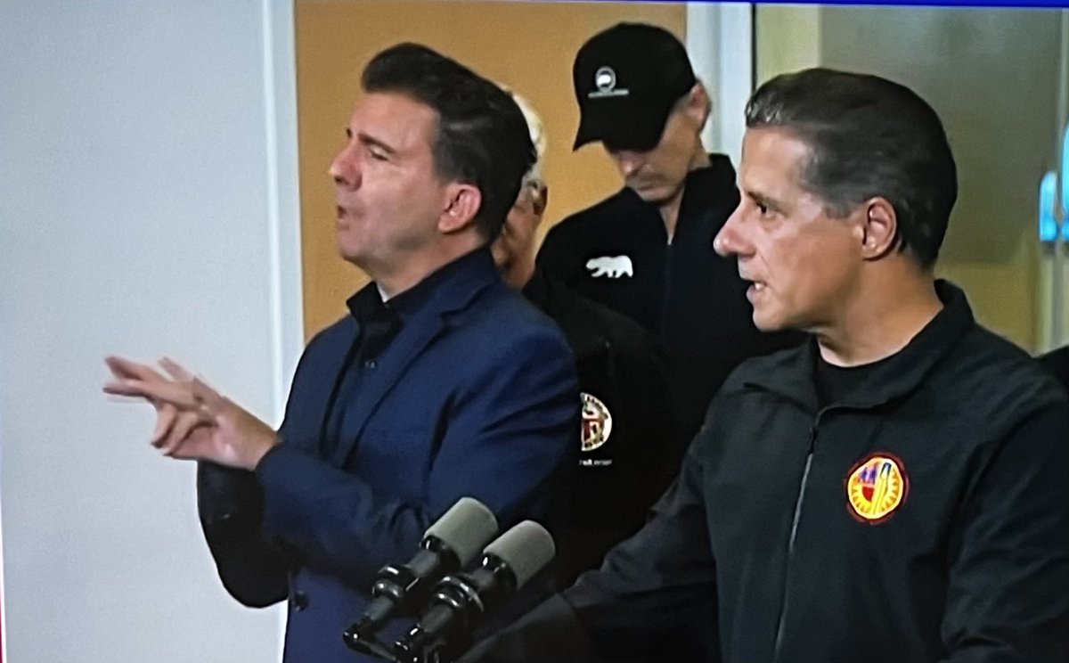 MsMBrenner's tweet photo. @CarvalhosDriver @LAUSDSup Does his salary include his own ASL interpreter? https://t.co/fHachhOF64