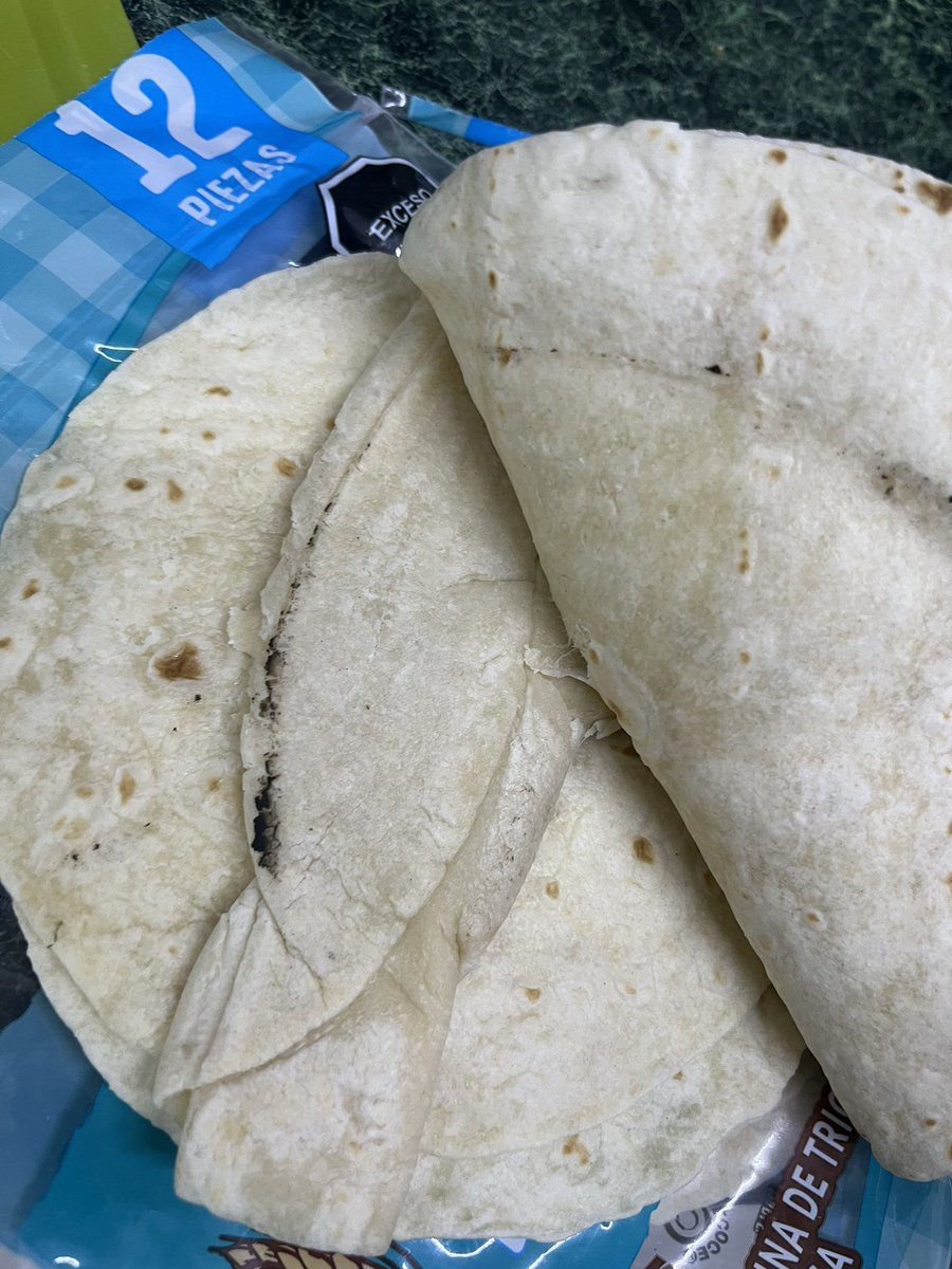 andromedaeraa's tweet photo. Yo namas me quería comer un taquito 😰 que paso aquí @Grupo_Bimbo @TiaRosaMx https://t.co/llu52OPs7f