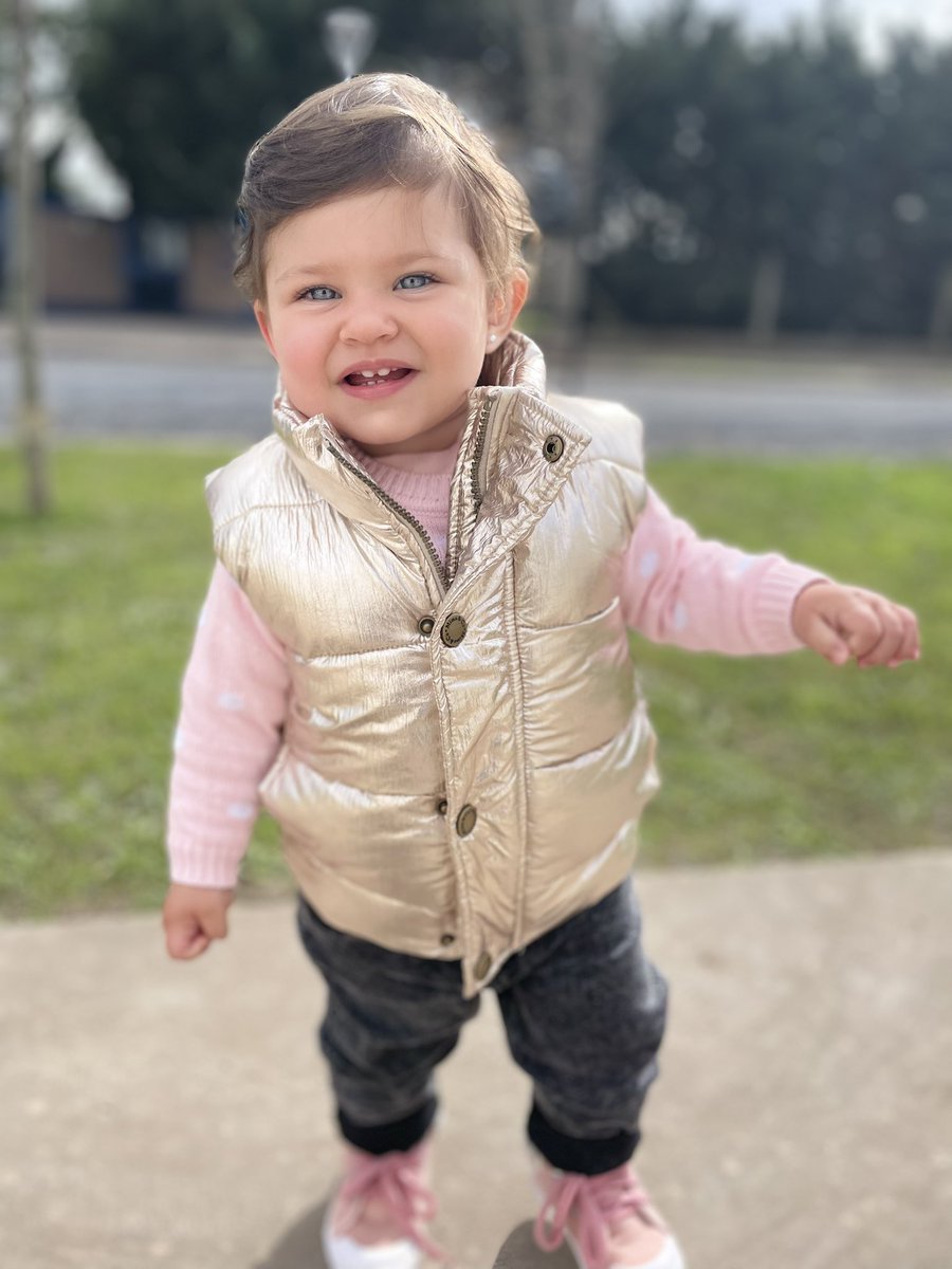 SofiBuschittari's tweet photo. Feliz día amor de mi vida https://t.co/rsspEUkRxX