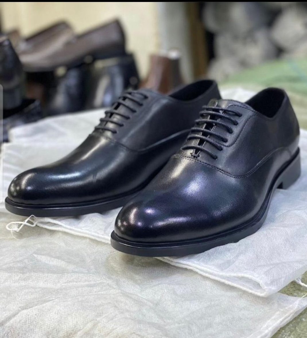 256Sneakertopia's tweet photo. Step into comfort with these gentle shoes! at @sneakertopia256 👟😌 #ComfortableFeet #ShoeLove https://t.co/yXasEkp8YA