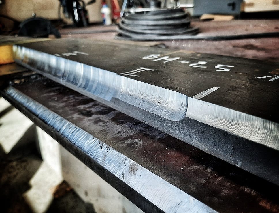 PromotechIindia's tweet image. Are you tired of struggling with heavy-duty beveling tasks? Look no further than the BM-25 plate beveling machine, sold by Promotech India. 😍💪 

Visit:bit.ly/3Nxtx35
#BevelingMachine #PromotechIndia #HeavyDuty #WeldingTasks #Efficiency #Performance #PortableandSturdy