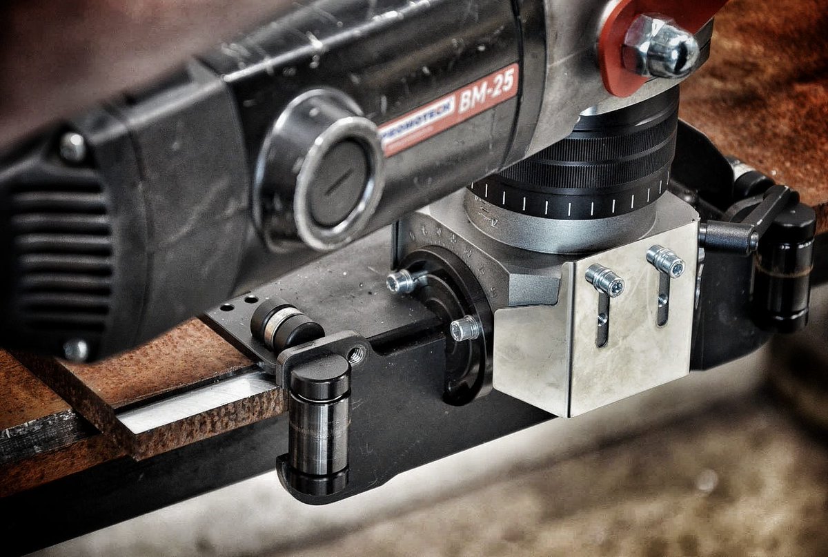 PromotechIindia's tweet image. Are you tired of struggling with heavy-duty beveling tasks? Look no further than the BM-25 plate beveling machine, sold by Promotech India. 😍💪 

Visit:bit.ly/3Nxtx35
#BevelingMachine #PromotechIndia #HeavyDuty #WeldingTasks #Efficiency #Performance #PortableandSturdy