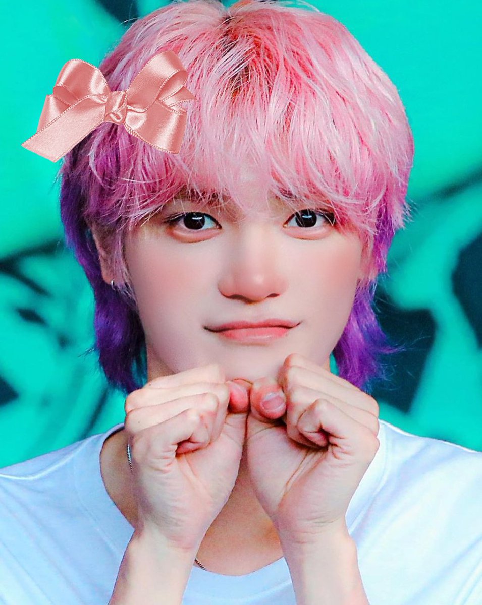 apellmint's tweet image. cute version of taeyong in the photo ahh ฅ(◕ ◡ ◕ )ฅ 🍙
