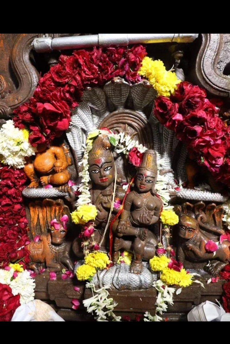 princeBablusing's tweet photo. !!भगवान शिव और नाग देवता आप सभी के जीवन को सुख समृद्धि और खुशहाली से भर दे आप सभी को नाग पंचमी की हार्दिक शुभकामनाएं!! 🚩🙏 https://t.co/R6GGdZglp5