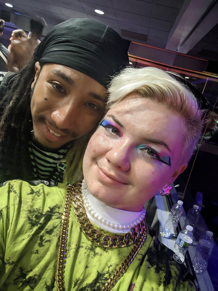 FoxRayne13's tweet photo. I just want to take a moment to thank @MrTeriyakii for being there through everything. You're my rock, and I'm so lucky to have you in my life 💜 through thick and thin, I'm so glad to have such strong trust, communication and love 💚💜 https://t.co/YoYlGIOilF