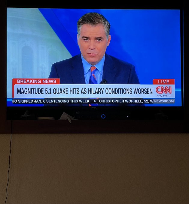 Sunday, earlier this afternoon and evening ⛈️ 🌀  #tropicalstormhillary #earthquake  #Hurriquake https://t<a href="/tag/earthquake"class="tags"><span>#earthquake</span></a><a href="/tag/tropicalstormhillary"class="tags"><span>#tropicalstormhillary</span></a><a href="/tag/hurriquake"class="tags"><span>#hurriquake</span></a>