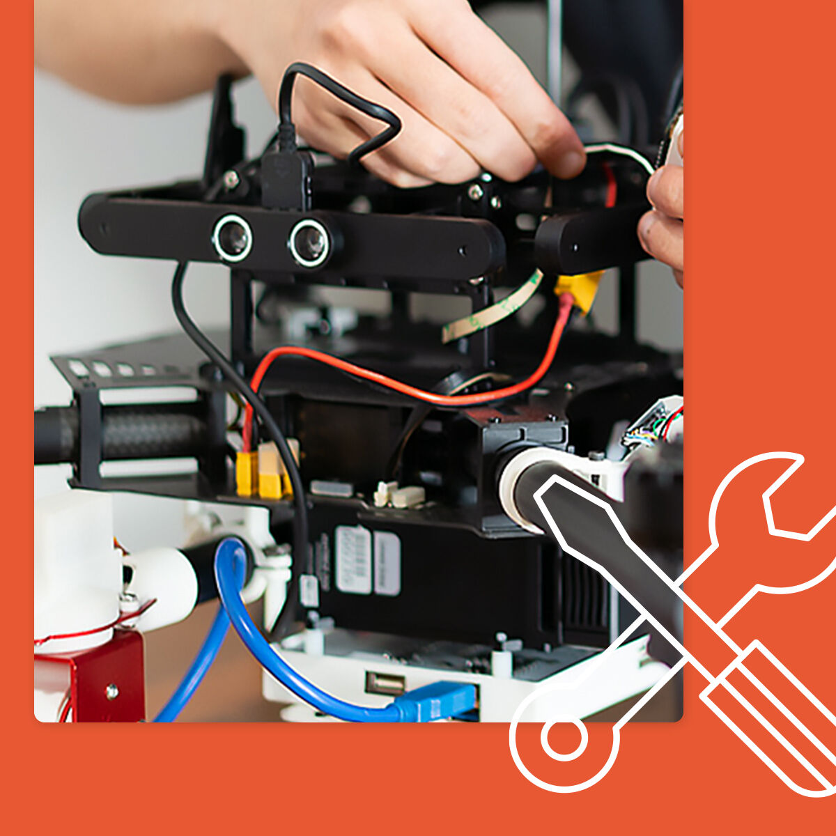 spheredrones's tweet photo. Expert drone repairs, nationwide: https://t.co/UzkxgxKLNL  

In the hands of our skilled technicians, you could have your #drone repaired and back in action in as little as 7 business days. https://t.co/CpFDyo59t7