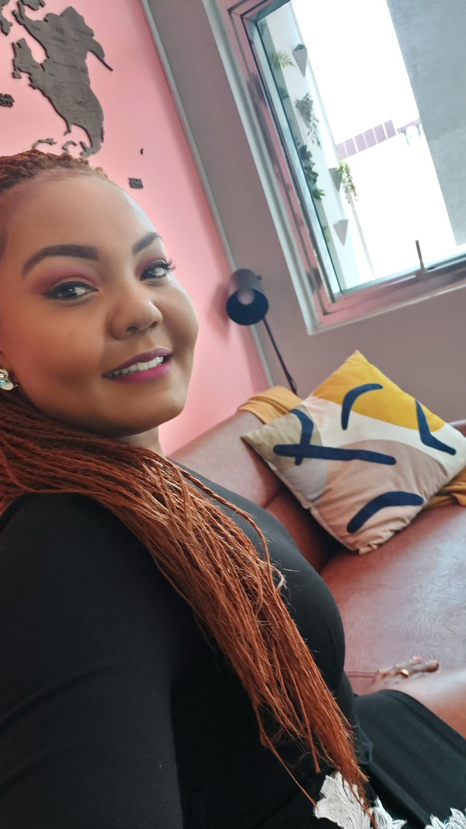 theCateRira's tweet photo. Another week ..... working smart so that I don't have to answer "what do you bring to the table?".😏
#IamtheTable #MondayMotivation https://t.co/Mjlf6HiPUm