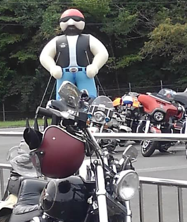 週末は
ブルースカイヘブン
通称「ブルスカ」に
出店します。

写真は昨年のモノ。

   #バイク乗りとして軽く自己紹介 #バイク乗りと繋がりたい #バイク好きと繋がりたい #バイクのある生活 #SPPN #ハーレー #MUTT #レブル #チョッパー