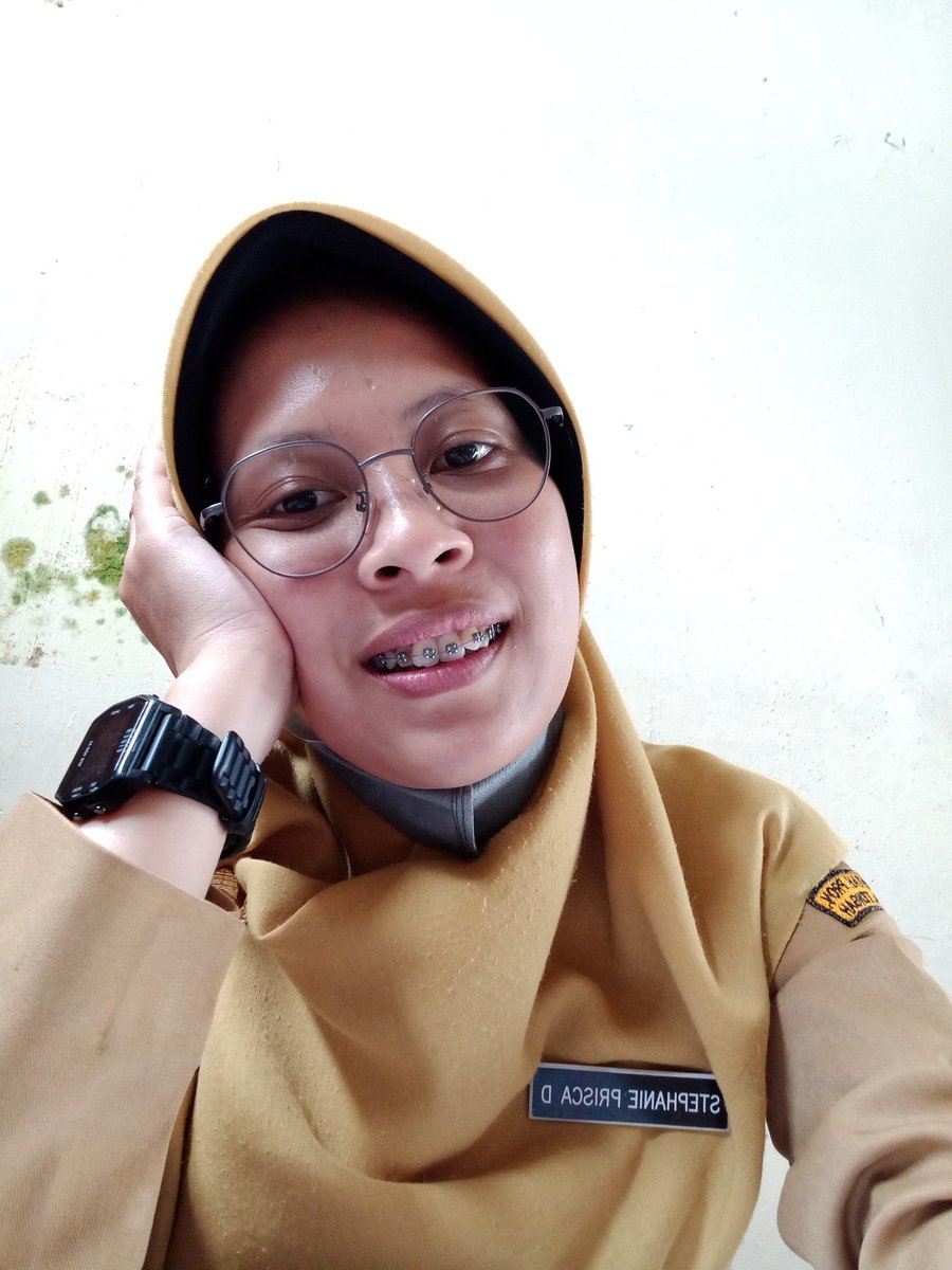 StephaniePriscaDewi tweet media