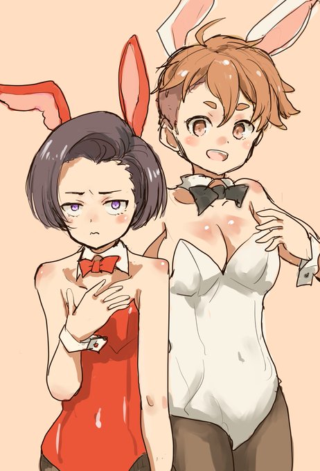 #リコリコ #バニーの日 最後までコンビニでクリアファイルの在庫を守っていた二人 