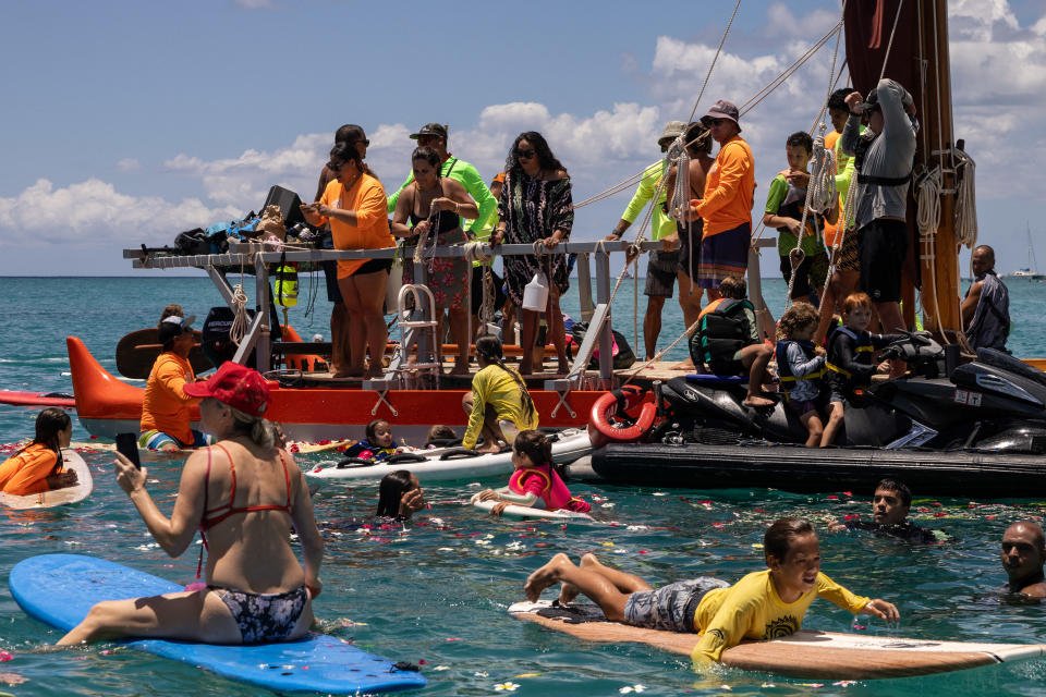 fearlesslyloyal's tweet image. Well it is time for some #Snarkin at  the #ClimateChangeDeniers #NothingToSeeHere_Movealong  #MauiFires