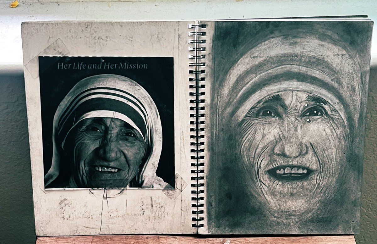 KG_5280's tweet image. Still working on the tilt of the head….it’s so slight…..work in progress!! 🙏🏾 #graphiteart #graphitepowder #graphitedrawing #sainttheresa