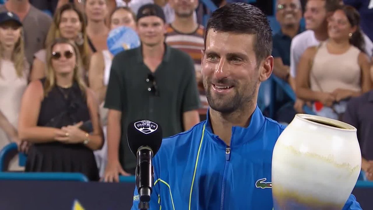 DjokovicFan_'s tweet photo. Novak Djokovic was barred for 2 years in USA and unfairly depicted as a villain.

Now he holds the trophy in his hand and shows that staying true to yourself is the greatest victory of all.

“Stand up for what you believe in, even if it means standing alone."

-Novak Djokovic 💪🏻 https://t.co/UVfwiATFuj