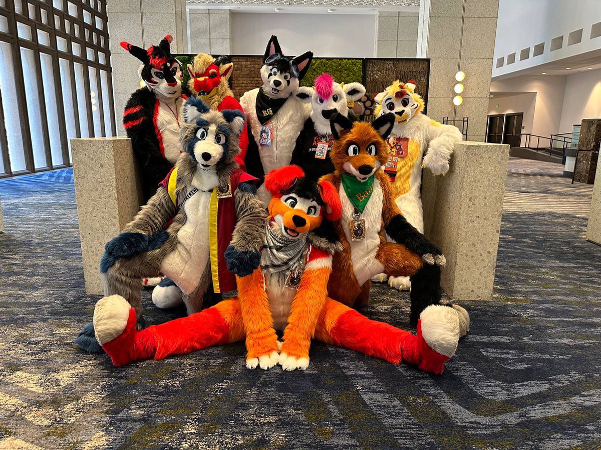 Rubi_Fiv_Kaiser's tweet photo. The fren group!

With @KibouC @Baal_Beau @WyldChi @CabbitStorm @VicDaMoo2 @Rubi_Fiv_Kaiser https://t.co/q9HAr3SMAt