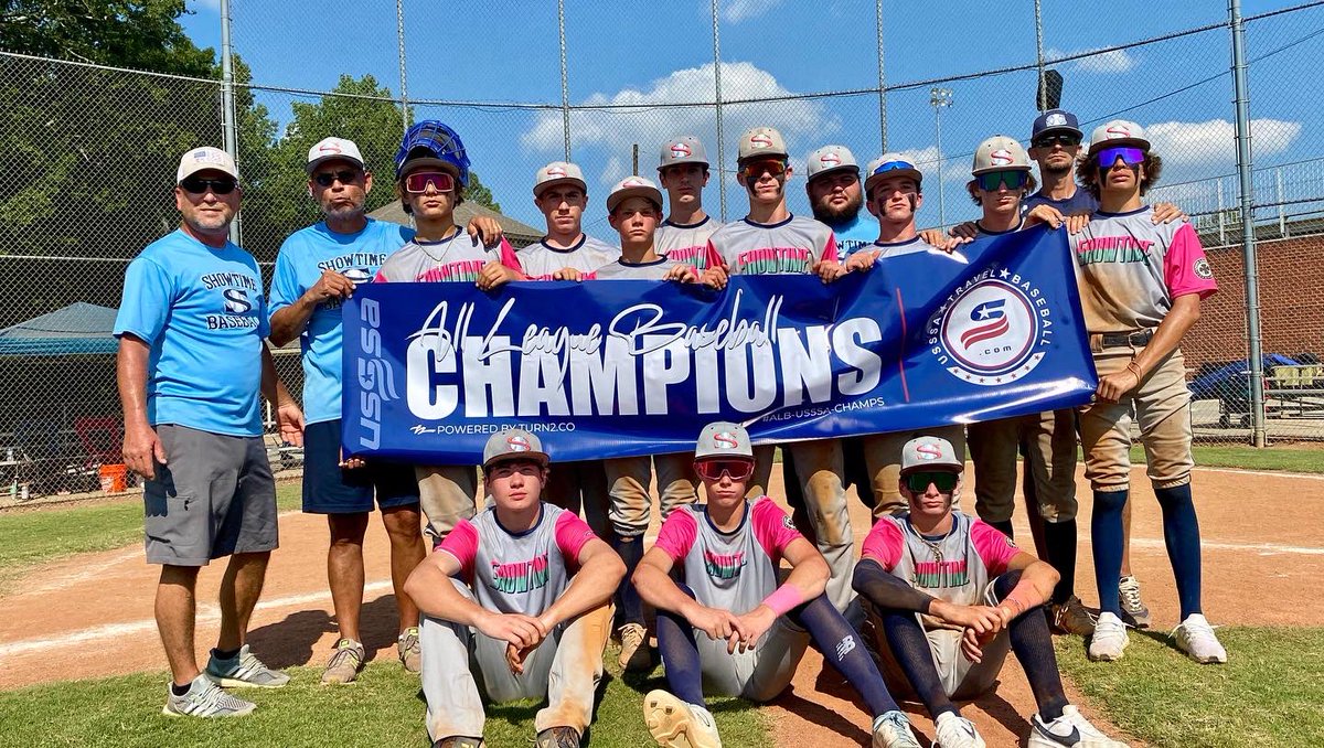 HamptonWoods27's tweet photo. Our Showtime team brought home the championship today! We went 4-0 run ruling our opponents in 3 of the 4 games. I hit really well with 3 singles, 3 doubles, 1 triple, 0 strikeouts and 3 RBIs. I finished the weekend with a 0.636 average. Thankful for this experience with my team! https://t.co/wa8Rfpff5j